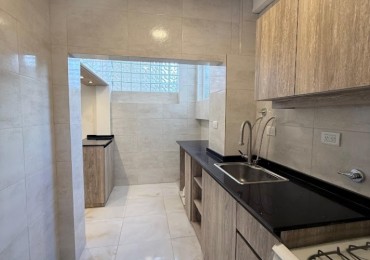 VENTA DEPARTAMENTO DE DOS AMBIENTES CON ESPACIO PARA COCHERA UBICACION SANTA FE 2884
