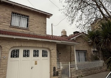 CASA PH CUATRO AMBIENTES CON COCHERA ZONA NUEVA POMPEYA 
